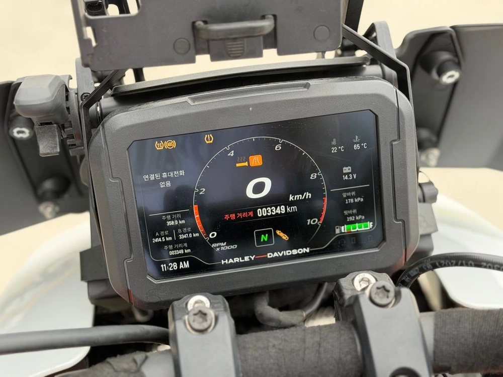 할리데이비슨 팬아메리카 1250 스페셜 21년식 3300KM 신차급차량 판매합니다 이미지