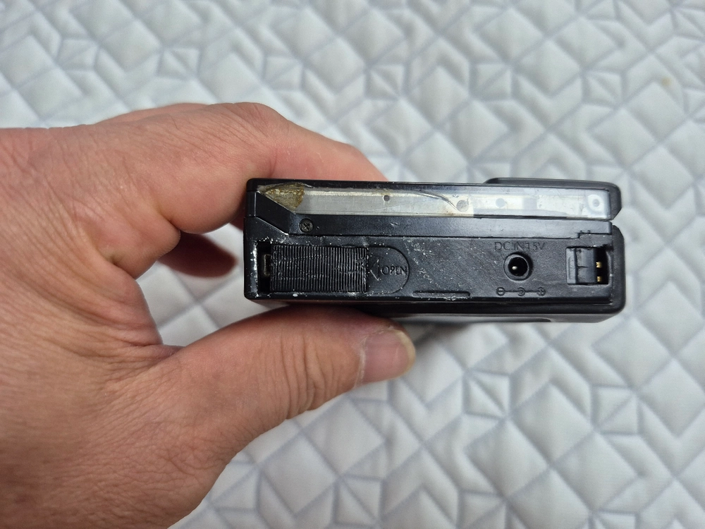 PANASONIC RQ-JA180 BLACK색상 정크기기 판매합니다 이미지