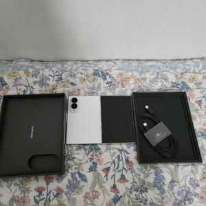 갤럭시 폴드8 256GB 유심기변용 팝니다 초급쳐 이미지