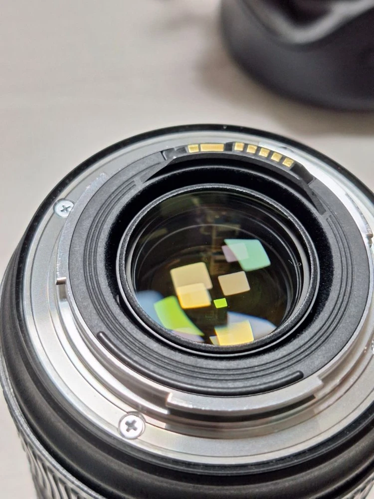 EF24-70mm F2.8L USM ii 신계륵 렌즈 이미지