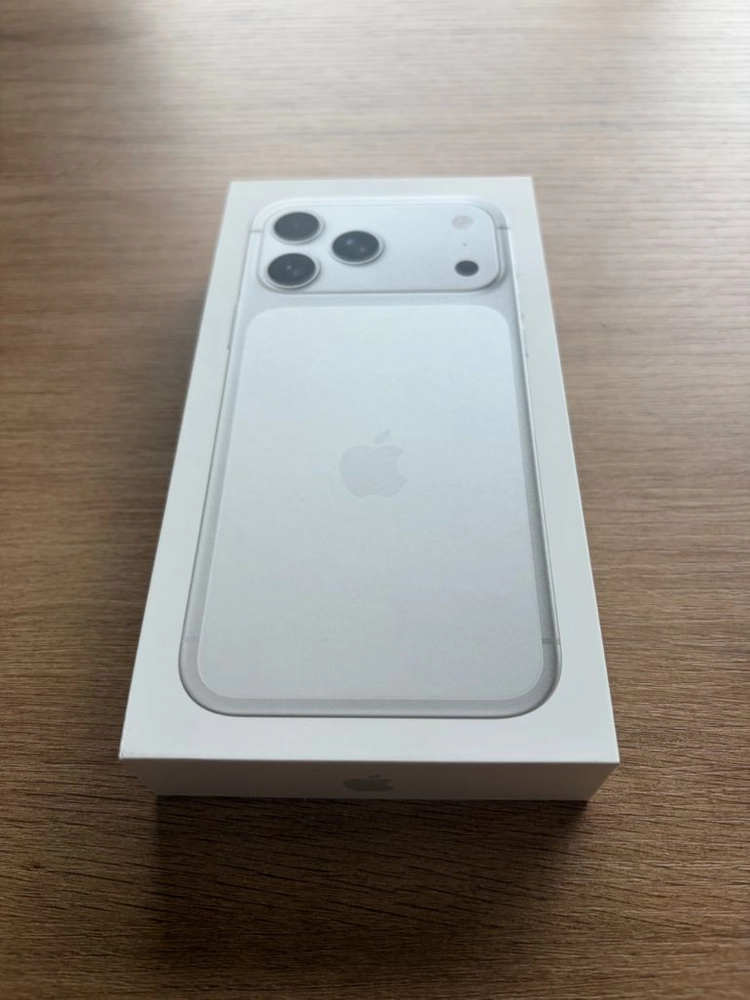 아이폰17 프로맥스 자급제 실버 512GB 이미지