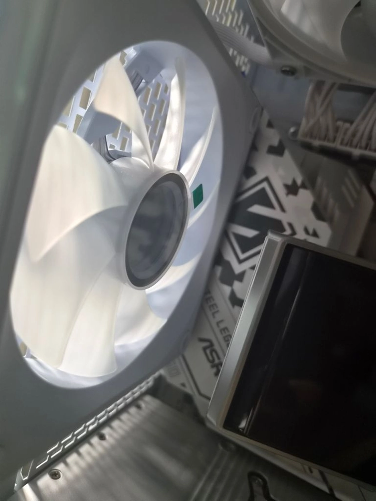 하이엔드 고사양 pc 9800x3d, rtx5080 , 32g ,1테라 이미지