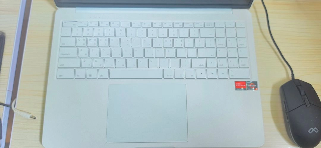 베이직스노트북16pro 이미지