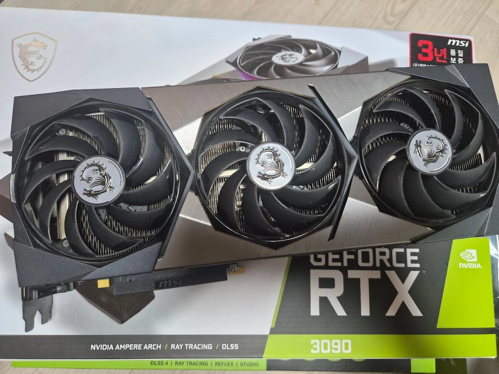 RTX 3090 슈프림X 이미지