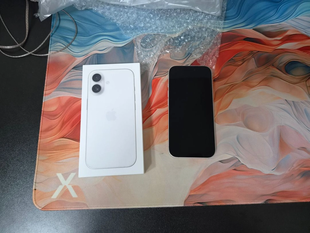 아이폰17 화이트 256gb 자급제 이미지