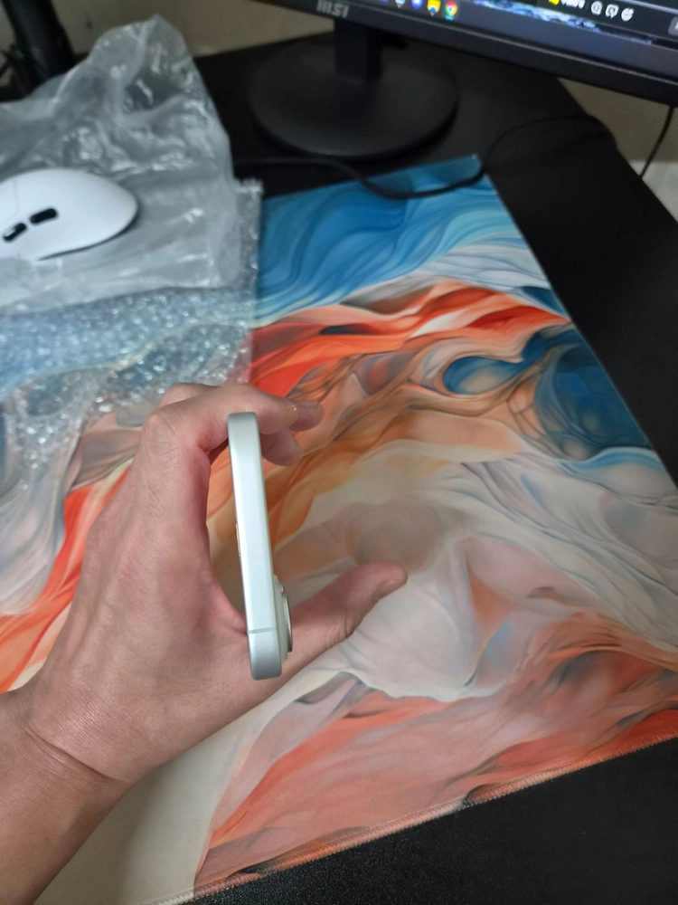 아이폰17 화이트 256gb 자급제 이미지