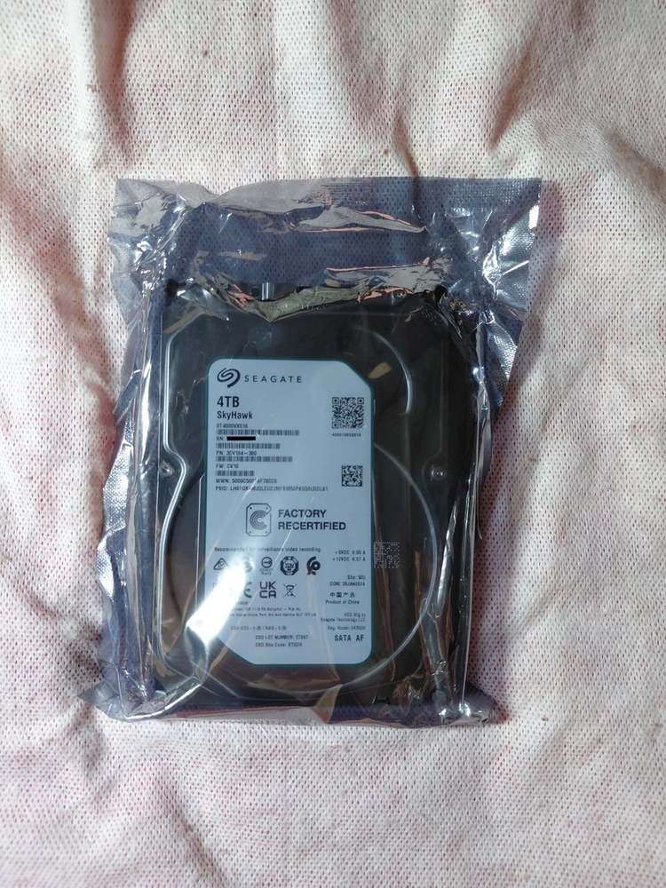미개봉 Seagate SkyHawk HDD 4TB 5400/256M 이미지