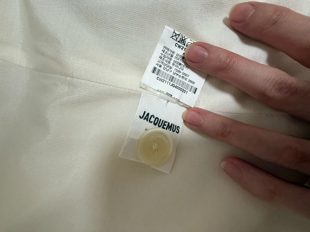 JACQUEMUS 자크뮈스 라 베스트 돔므 블레이저 이미지
