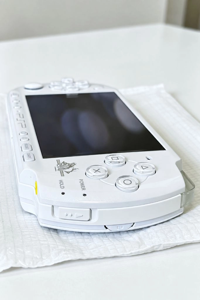 정품PSP3000 디시디아 파이널판타지 한정판 이미지
