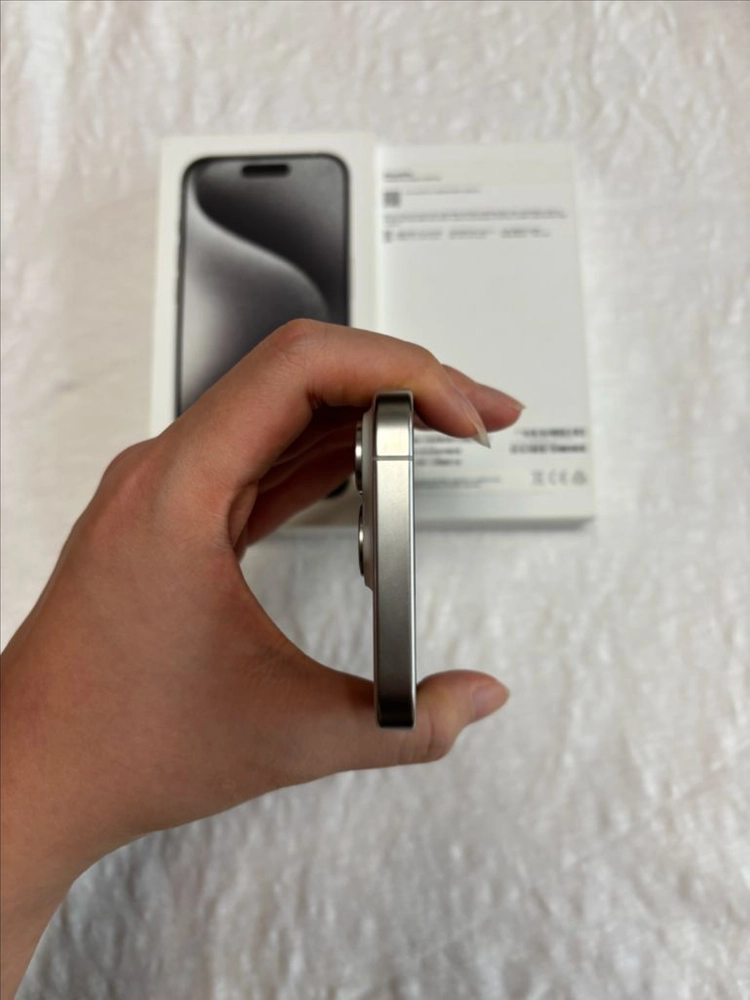 새상품급 아이폰 15pro128GB 네추럴 티타늄 (배터리85%) 이미지