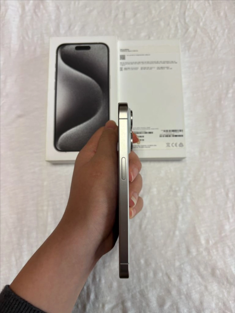 새상품급 아이폰 15pro128GB 네추럴 티타늄 (배터리85%) 이미지