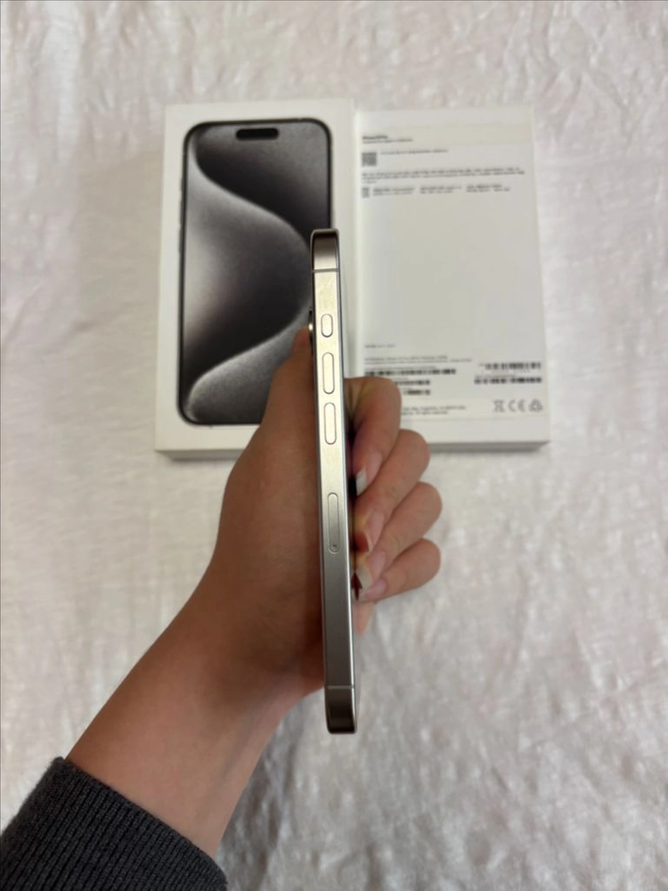 새상품급 아이폰 15pro128GB 네추럴 티타늄 (배터리85%) 이미지