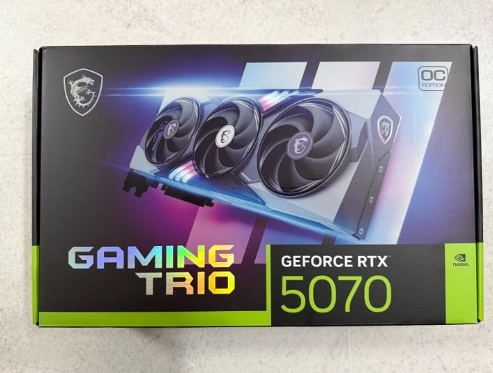 MSI 지포스 RTX 5070 게이밍 트리오 팝니다 - 안심되는 중고거래
