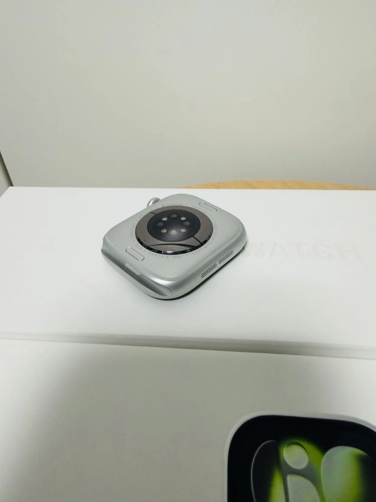 애플워치11 셀룰러 46mm 실버 퍼플포그 스포츠밴드 S/M 풀박스 신품급 12 울트라 블랙 세라믹 이미지