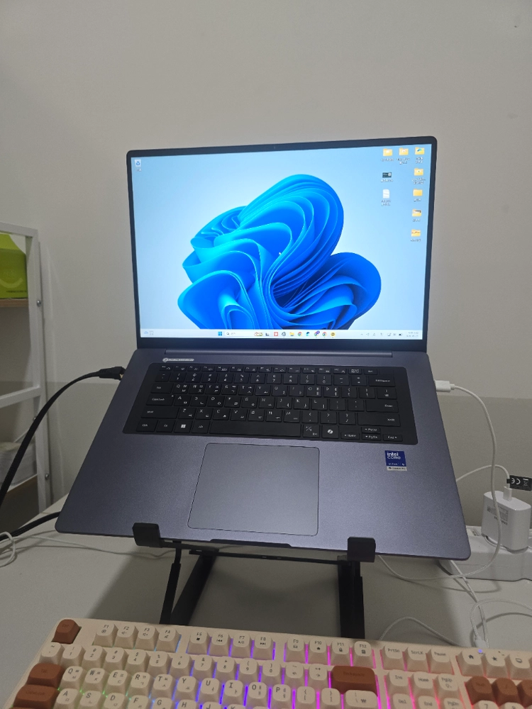 갤럭시북6 16인치 NT760VJG-KP51G Ultra5 16GB 512GB S급 / 교환가능 - 안심되는 중고거래