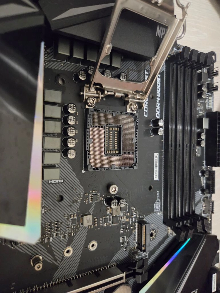 i9 990kf z390 게이밍 엣지 보드셋 팝니다 2열수냉 포함 이미지