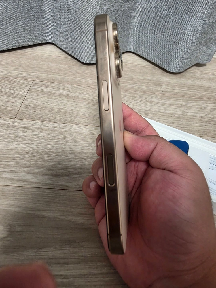 아이폰 16Pro 128GB // 데저트 티타늄 // 배터리 89% 이미지