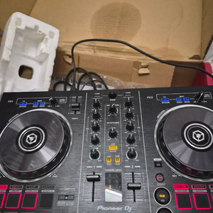 Pioneer DDJ RB 컨트롤러 이미지