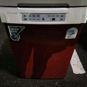 김치냉장고 냉동 가능120리터 근처는 가져다 드려요 이미지