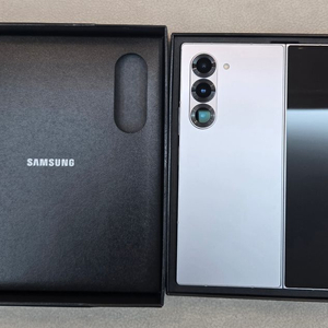 삼성 갤럭시 Z폴드6 실버 256GB 풀박스 80만 이미지