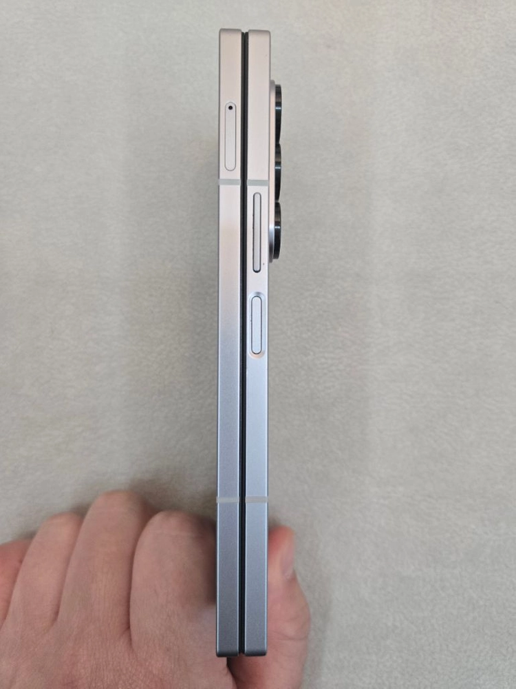 삼성 갤럭시 Z폴드6 실버 256GB 풀박스 80만 이미지