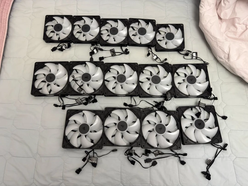 커세어 (CORSAIR) RS120 5개 / RS140 9개 ARGB 팝니다. 이미지