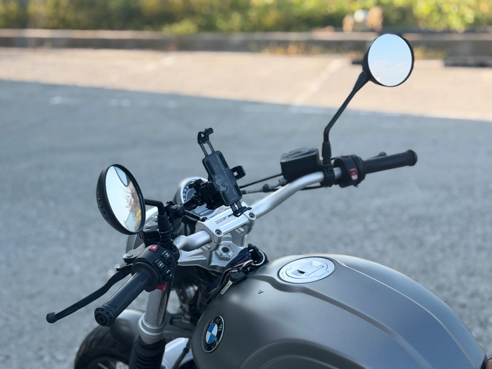 BMW 알나인티 스크램블러 18년식 1.1만km 차량 판매합니다 이미지