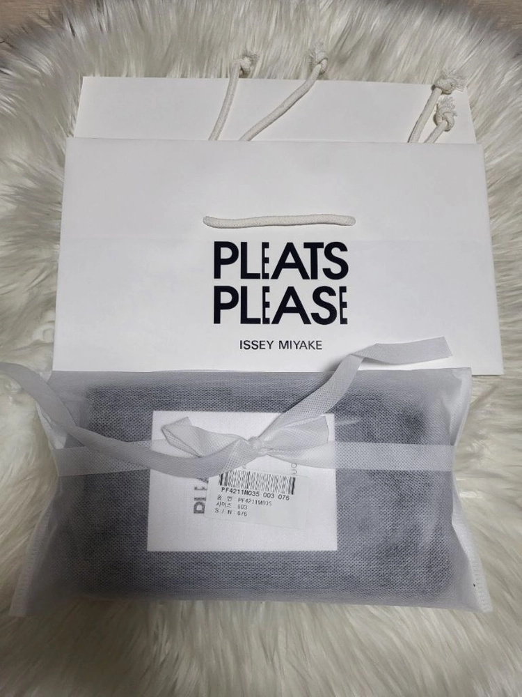 이세이미야케 플리츠플리즈 가디건 집업 가디건 2월 먼슬리 블랙 3사이즈 이미지