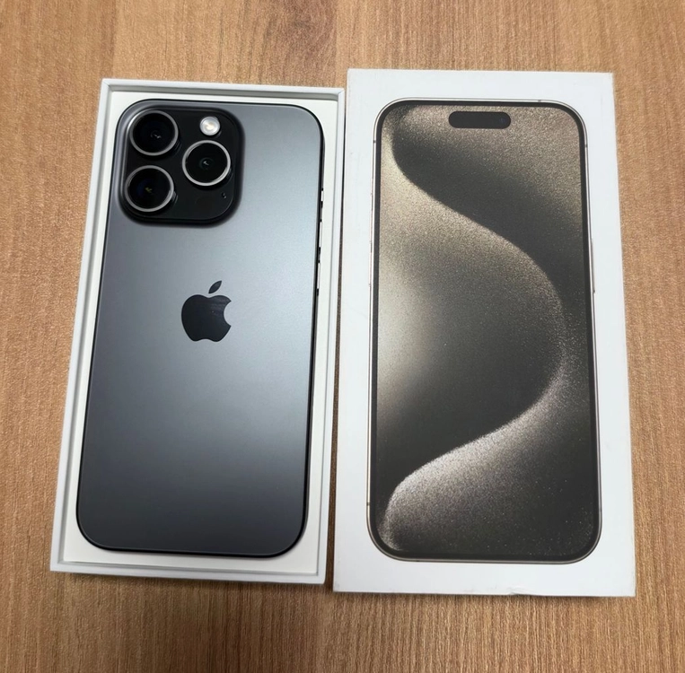 아이폰 15프로 256GB 블랙 91퍼 자급제+정품케이스티파이 케이스 이미지