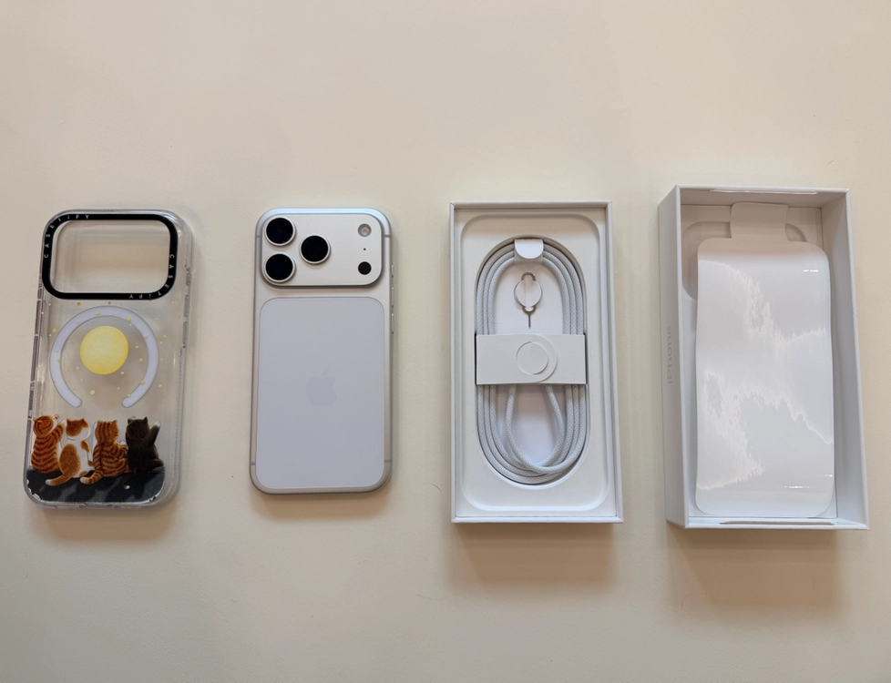 아이폰17 프로 실버 256GB 풀박스(애케플 포함/미포함시가격다운) 이미지