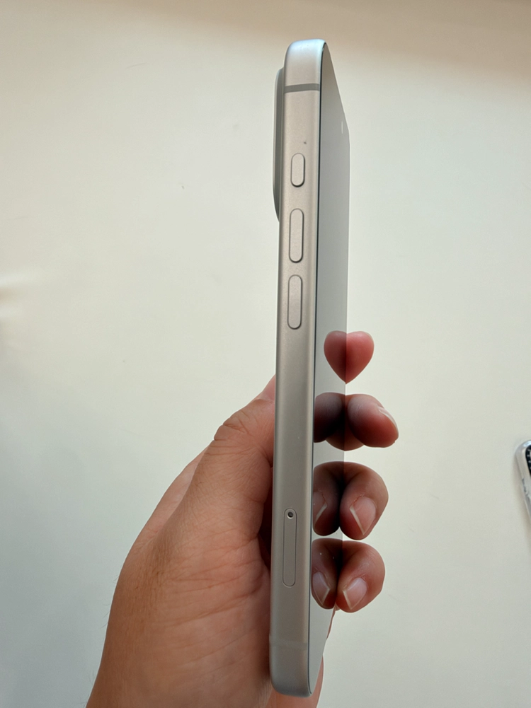 아이폰17 프로 실버 256GB 풀박스(애케플 포함/미포함시가격다운) 이미지