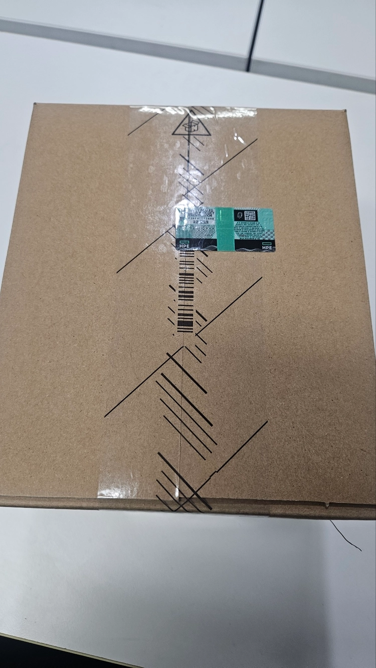 HPE 2.4TB SAS 10K SFF BC 512e MV HDD 이미지