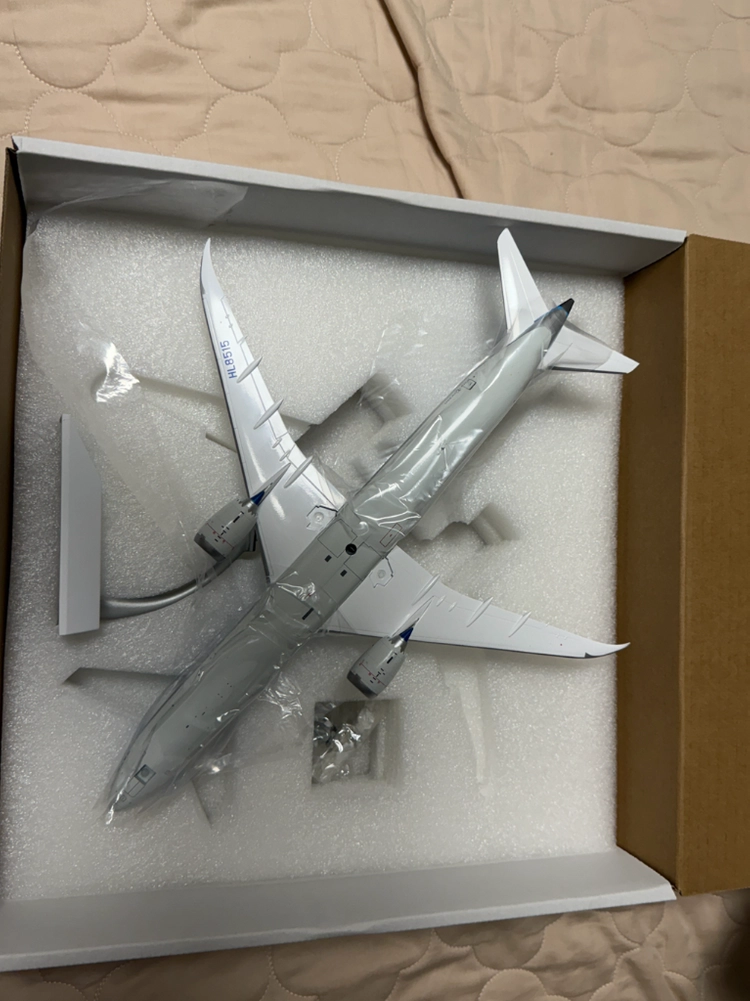 1:200 JC 대한항공 B787-10 Hl8515 판매합니다 이미지