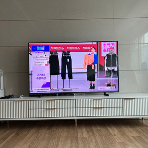 삼성 55인치 QLED TV 이미지