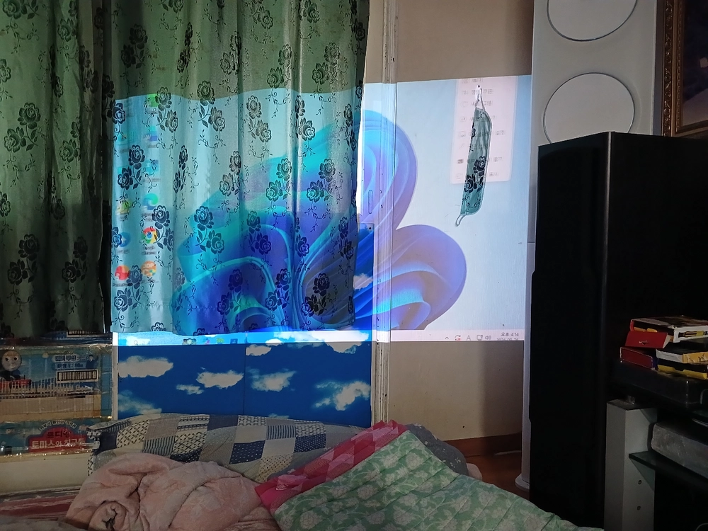LG 미니빔TV 프로젝터모델명 PA75K 이미지