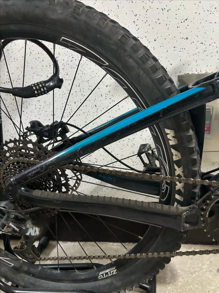 자이언트 레인 SX 엔듀로 풀샥 mtb 산악자전거 이미지