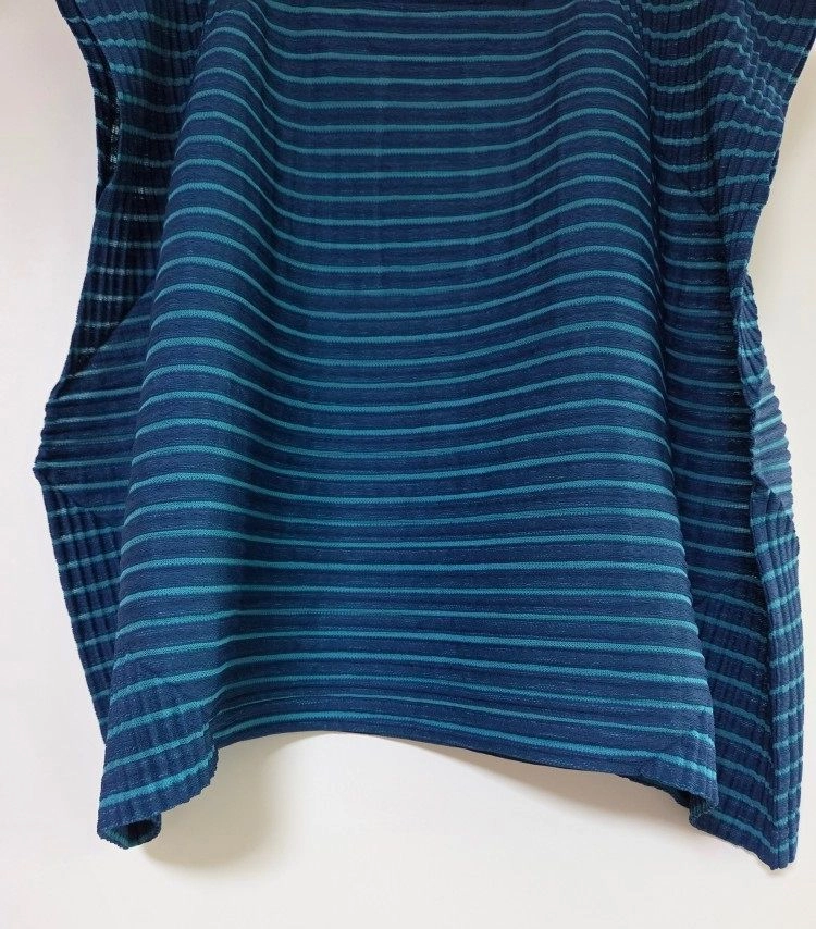 미 이세이미야케 me ISSEY MIYAKE 스트라이프 탑 이미지