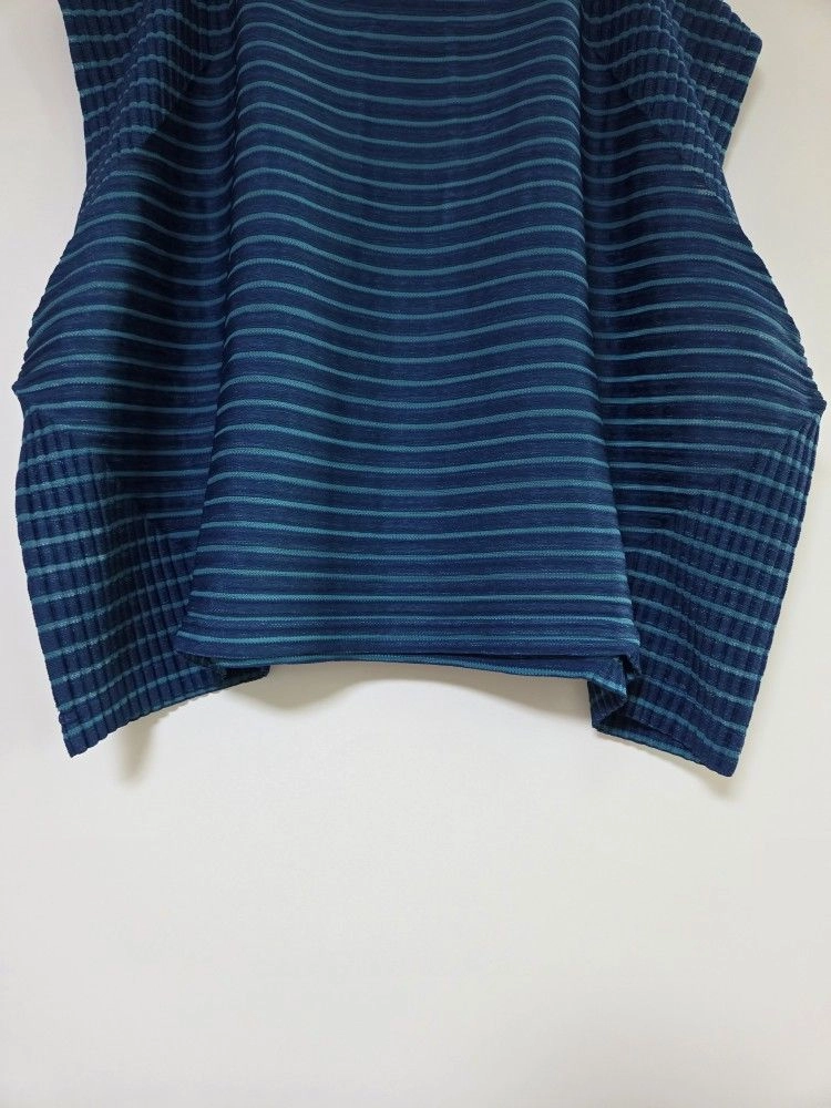 미 이세이미야케 me ISSEY MIYAKE 스트라이프 탑 이미지