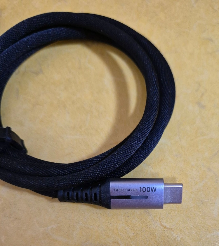 ULTRATHIN USB 3.0 4포트 허브 + INIU 100W C타입 케이블 이미지