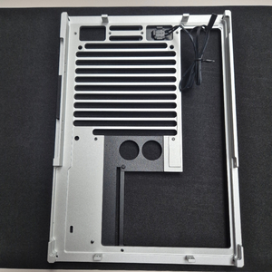 ncase m3 silver grater 이미지