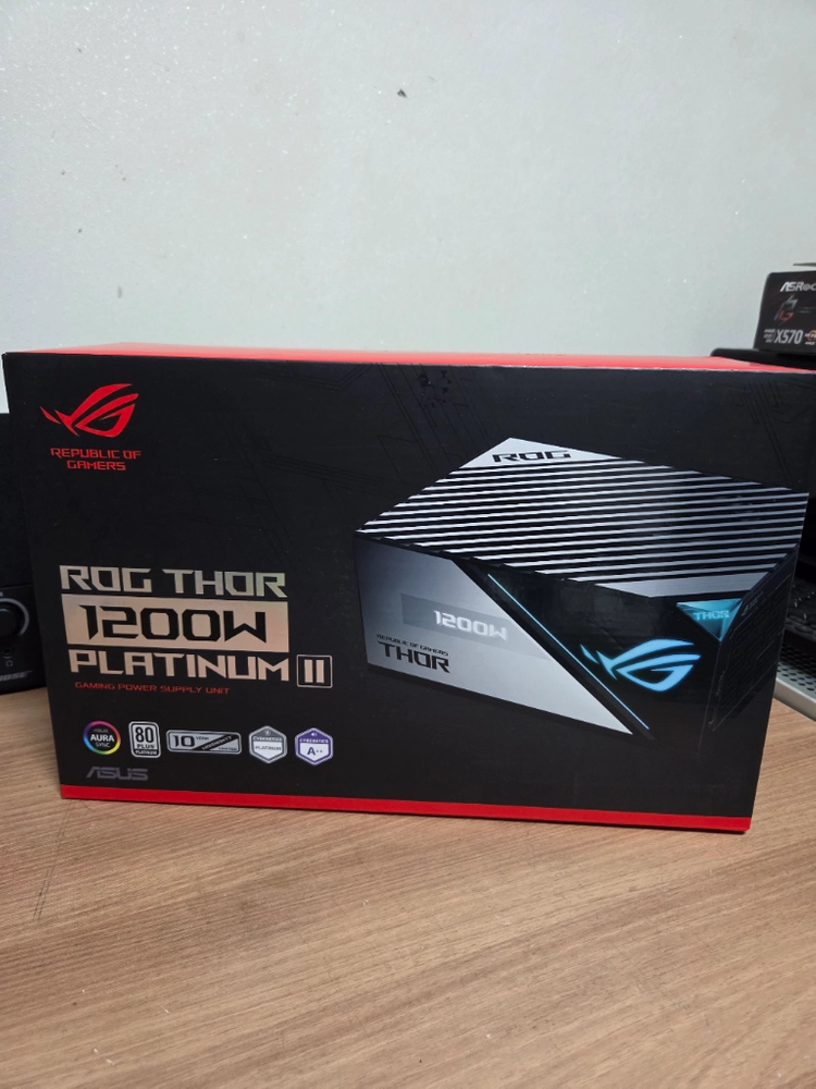 Asus Rog thor 1200w P2 atx3.0 풀박스 민트급 이미지