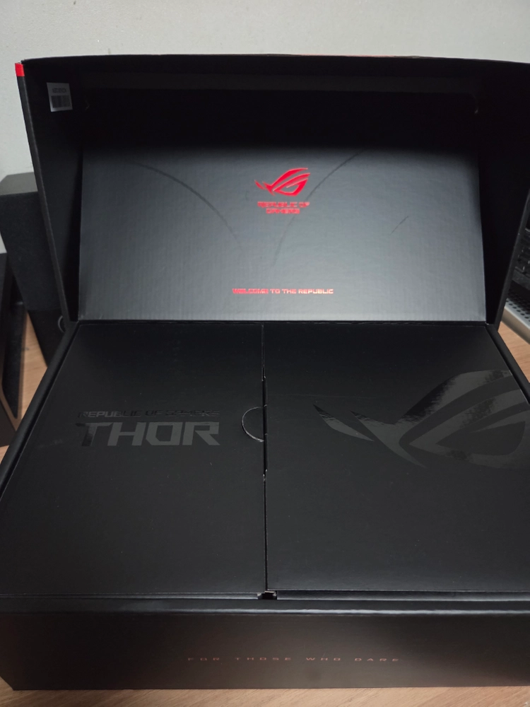 Asus Rog thor 1200w P2 atx3.0 풀박스 민트급 이미지