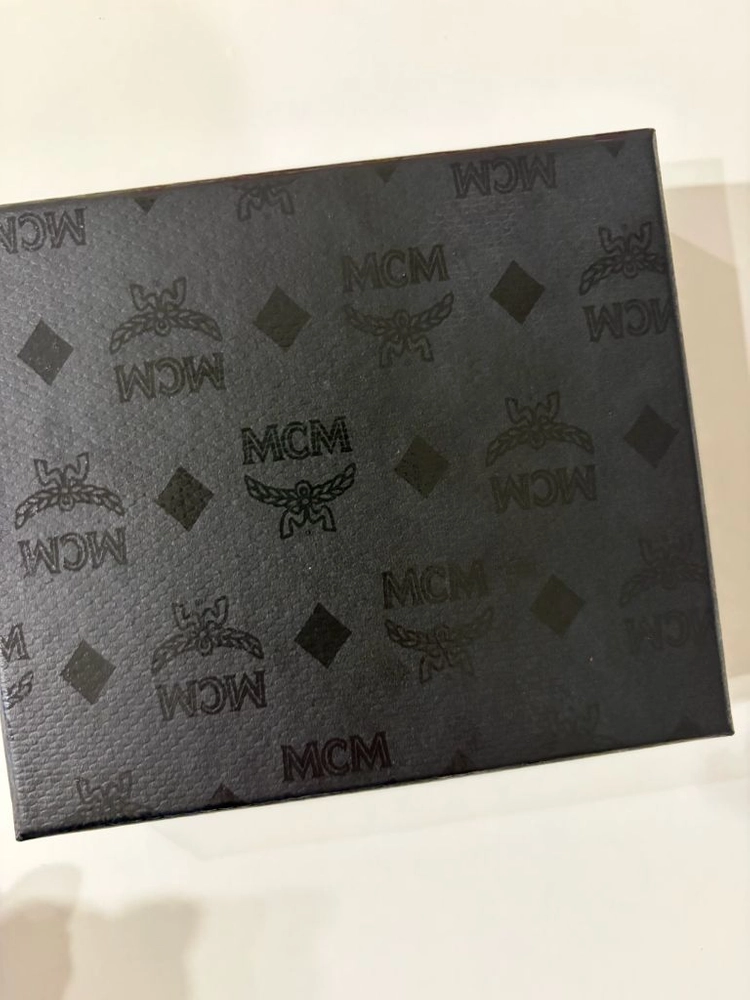 MCM 레더 반지갑 새상품 이미지