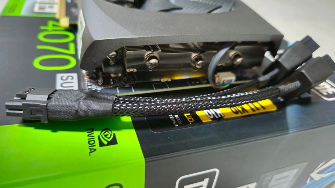 RTX4070 SUPER 12GB 조택 이미지