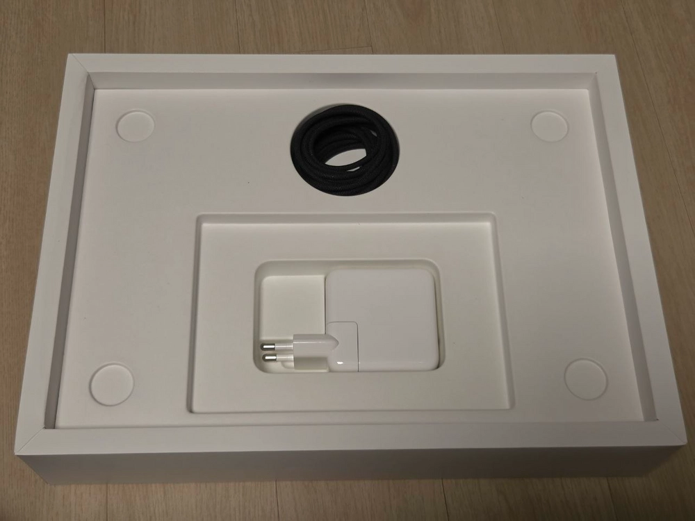 맥북 프로 14 M5, 스페이스 블랙, 32GB, 2TB 이미지