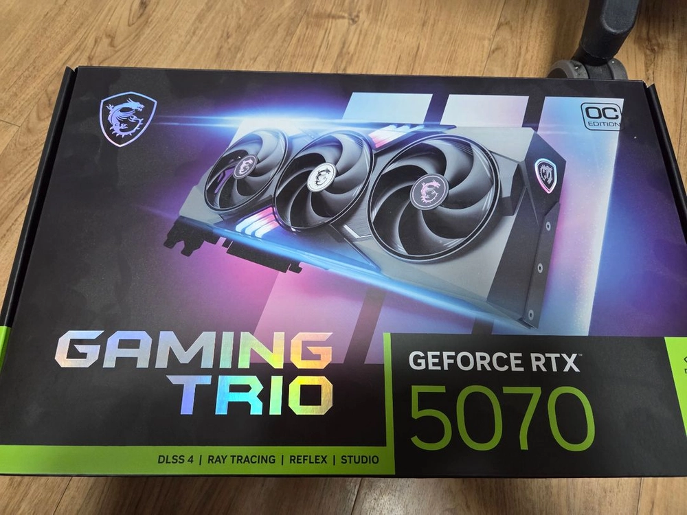 AS기간 존재 MSI RTX 5070 Gaming Trio OC 12GB 판매합니다 - 안심되는 중고거래