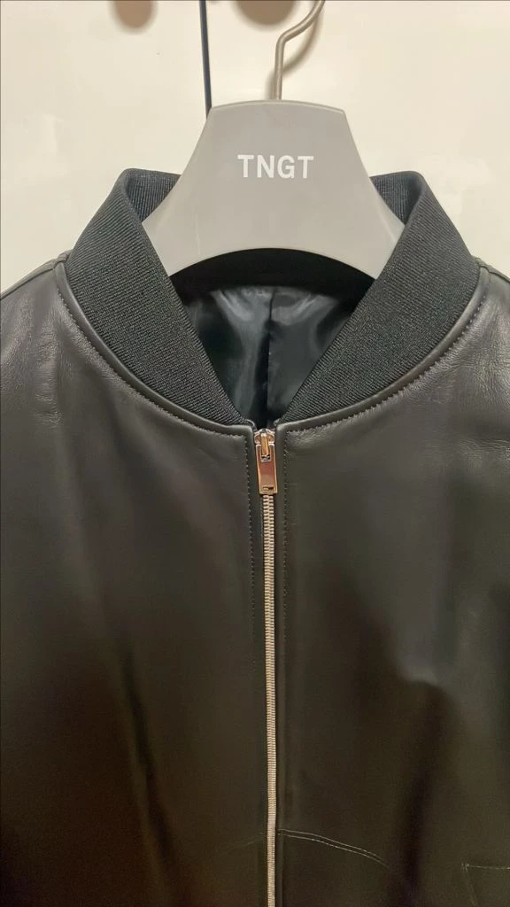 가죽 자켓 , TNGT, MA-1 jumper , BLACKOVER FIT ITALY LAMBSKIN LEATHER 이미지