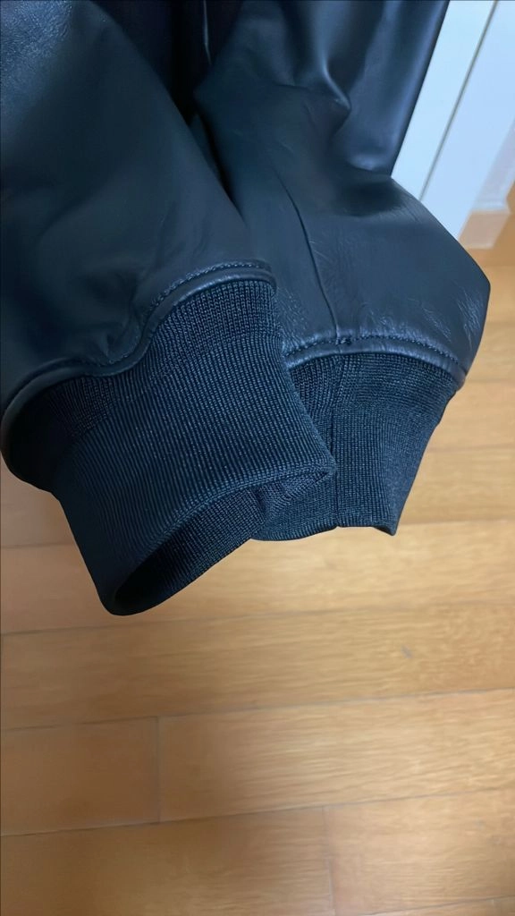 가죽 자켓 , TNGT, MA-1 jumper , BLACKOVER FIT ITALY LAMBSKIN LEATHER 이미지