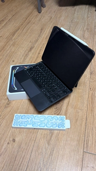 아이패드 프로 M4 11인치 셀룰러 512GB 매직 키보드 펜슬프로 이미지