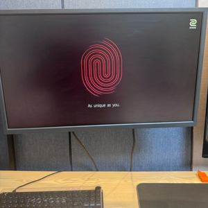 벤큐 2546k 240hz 모니터 이미지